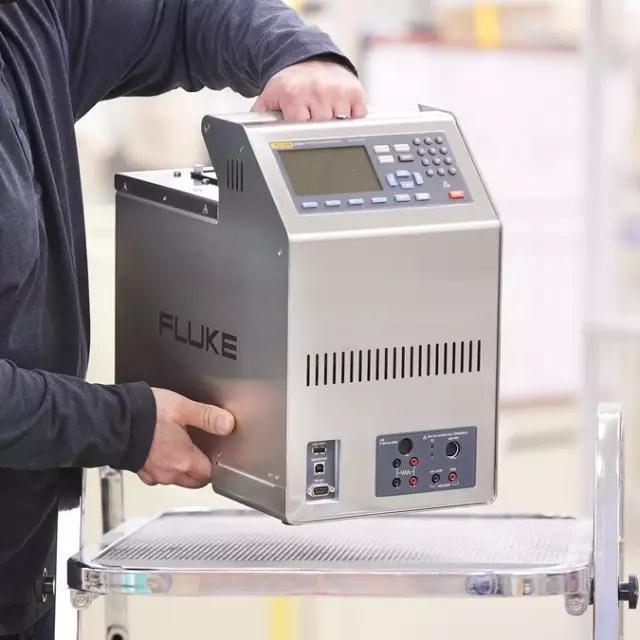 fluke7109A